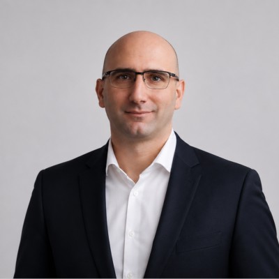 Portrait de Clive Ferret-Canape, membre de l'équipe pédagogique ou de direction du Campus Saint Aubin La Salle